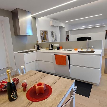 Over The Castle Apartment Тренто Екстериор снимка